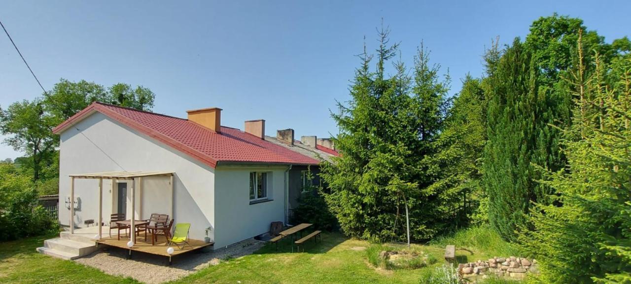 Domek Nad Jeziorem Koszajny Bagian luar foto